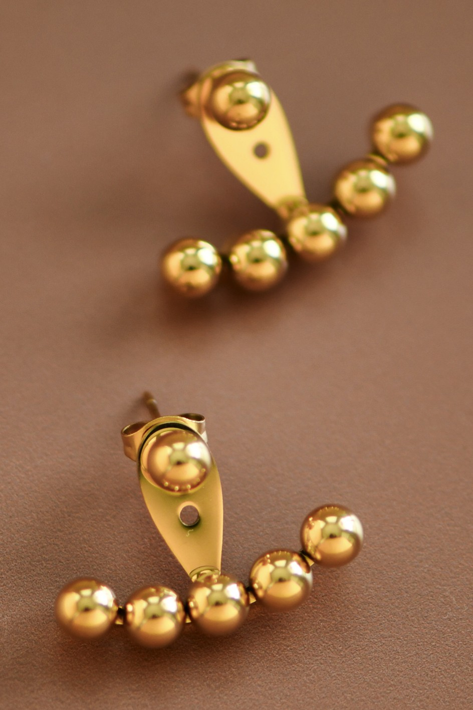 Golden Orbit Studs