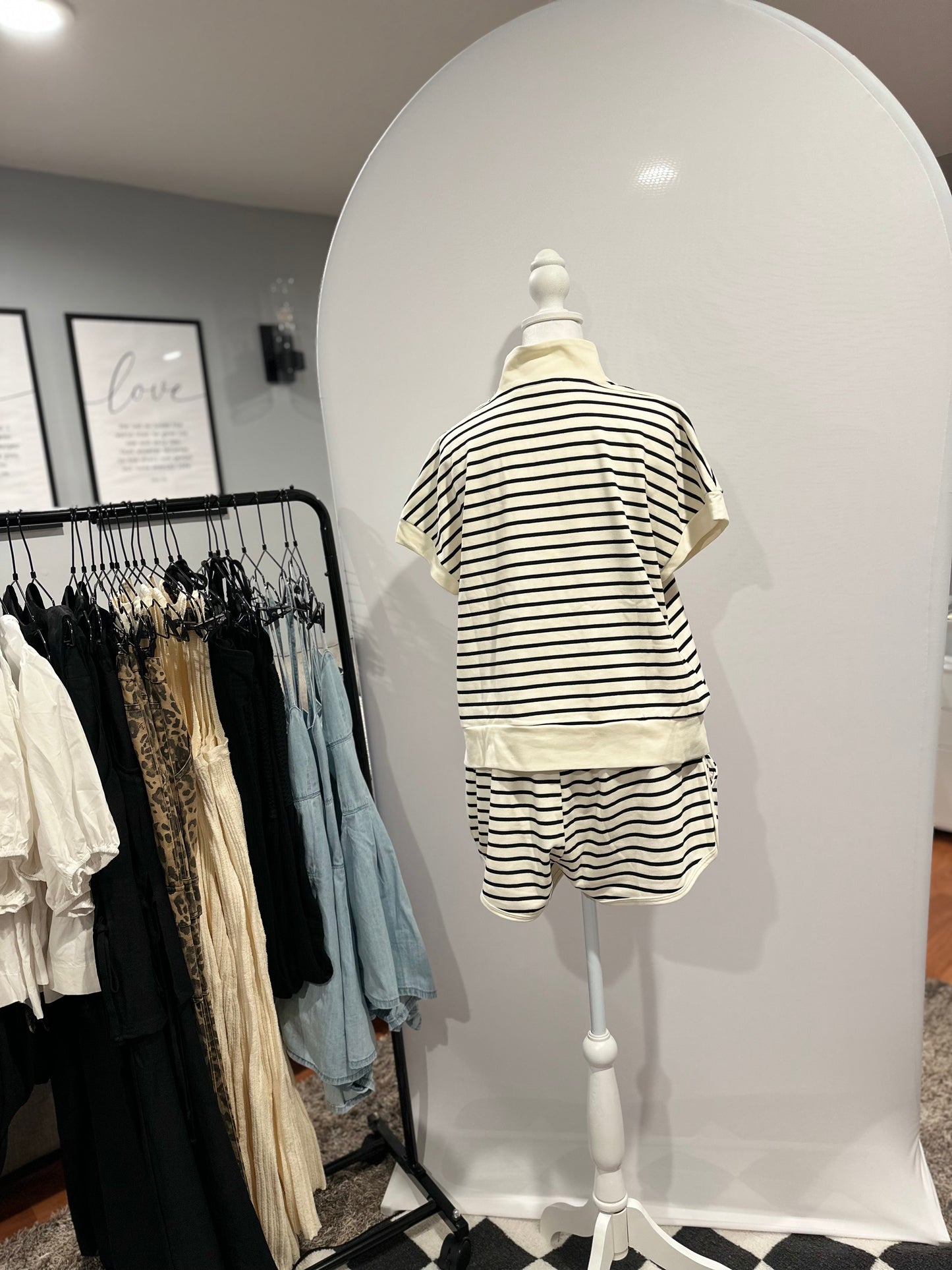 Striped Jet-Setter Set!