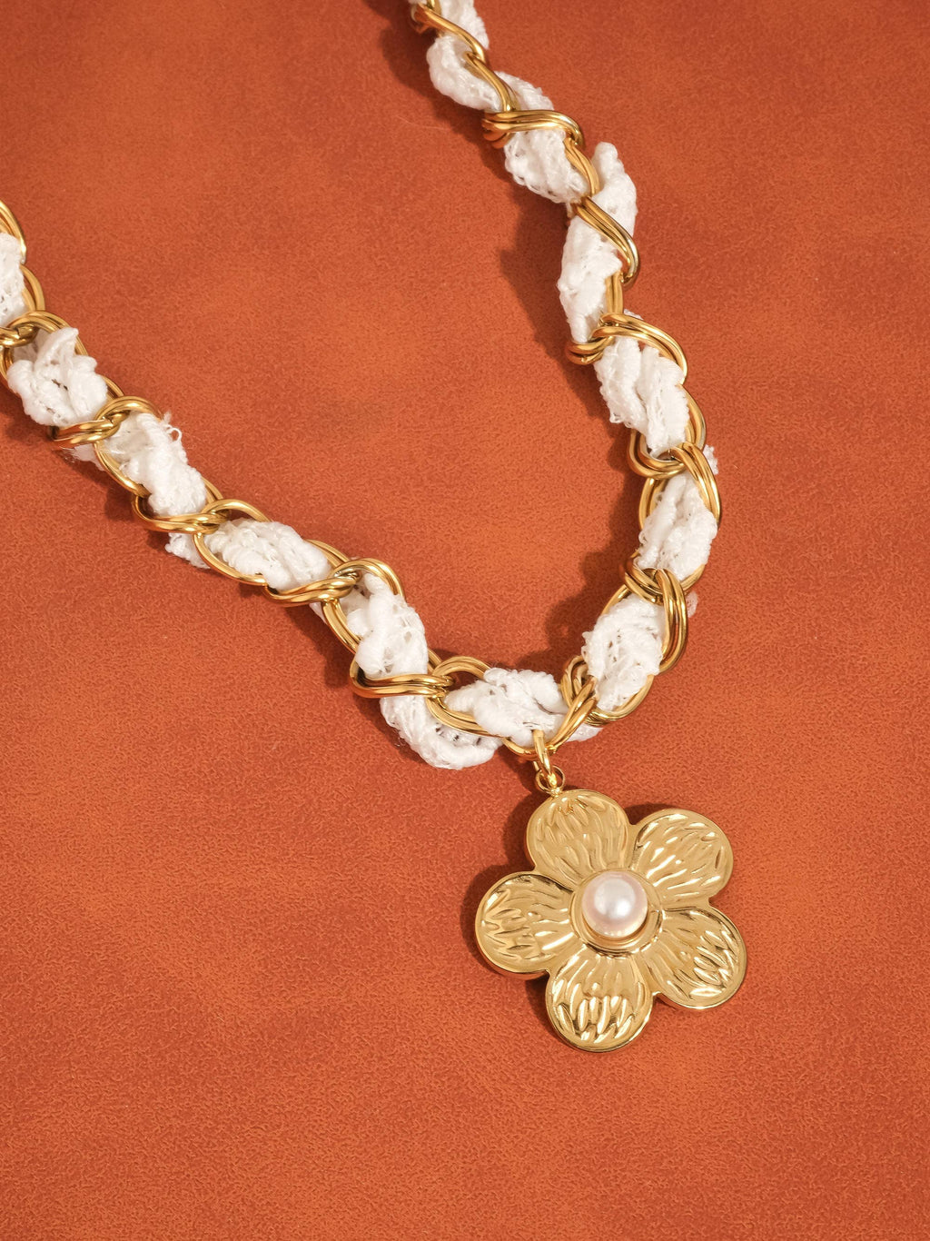 Journey 18K Gold Non-Tarnish Floral Chain Pendant Necklace: Yellow Gold