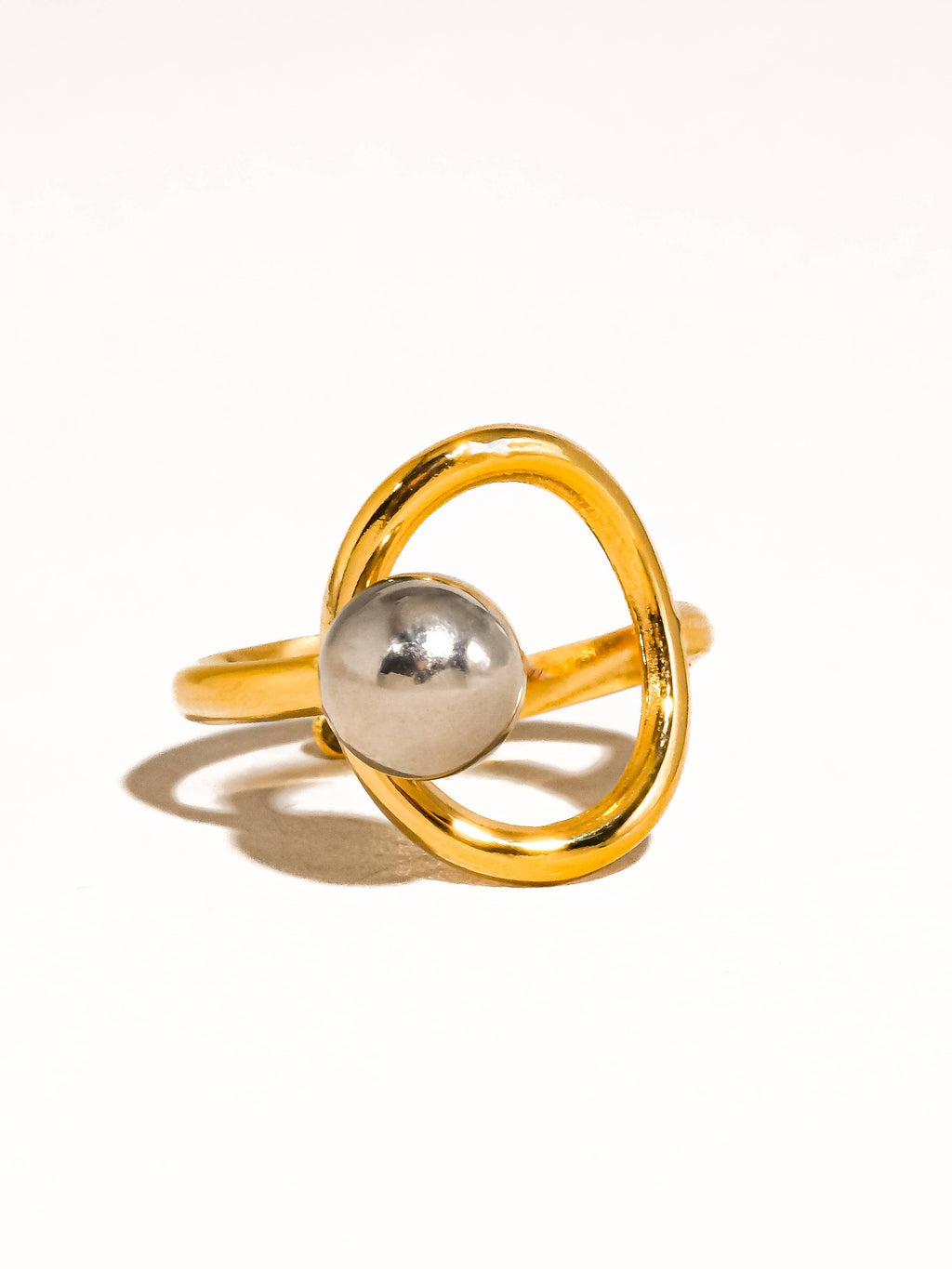 Sibylle 18K Gold Non-Tarnish Two Tone Round Ring: Multi-Colored