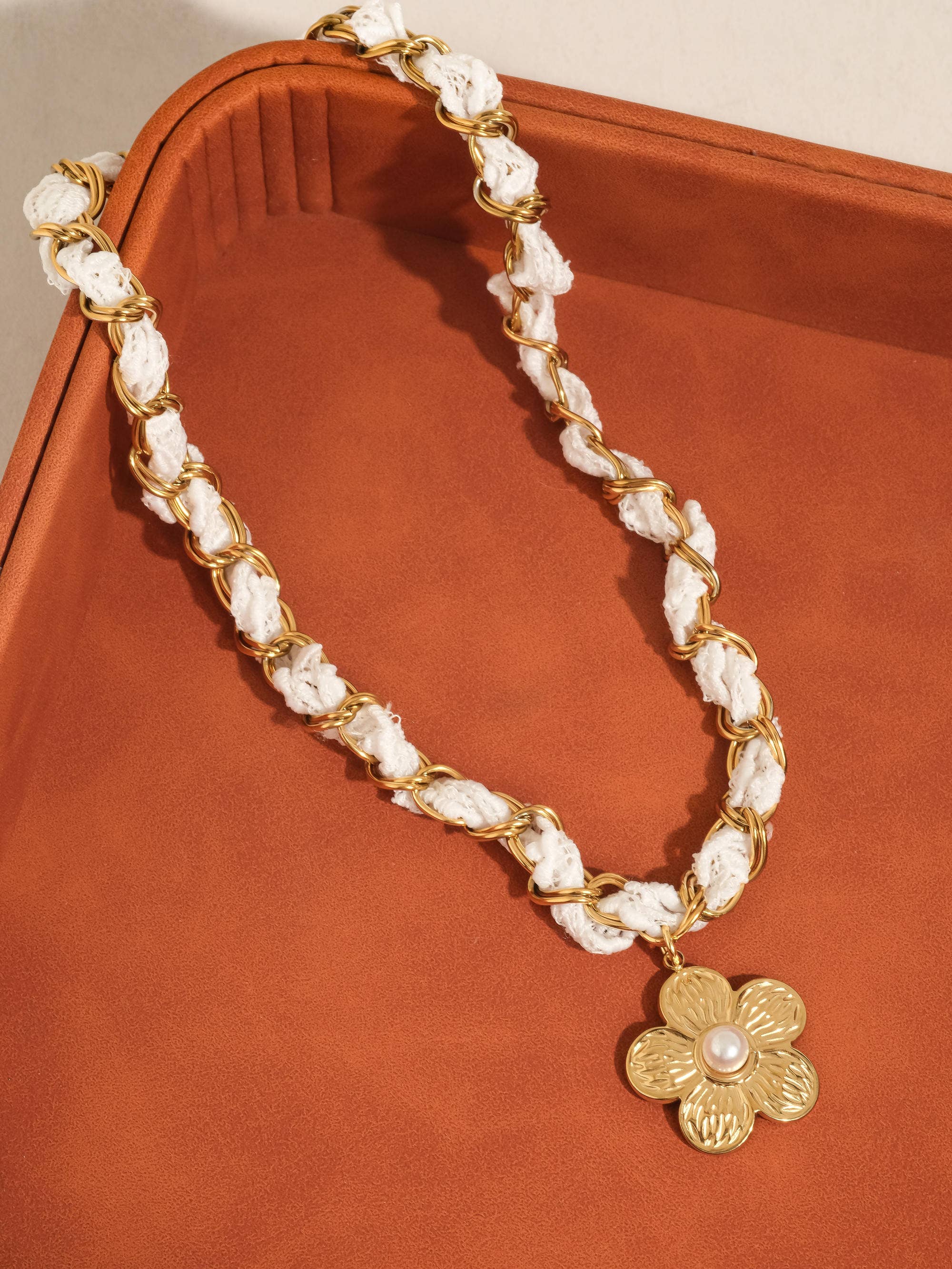 Journey 18K Gold Non-Tarnish Floral Chain Pendant Necklace: Yellow Gold
