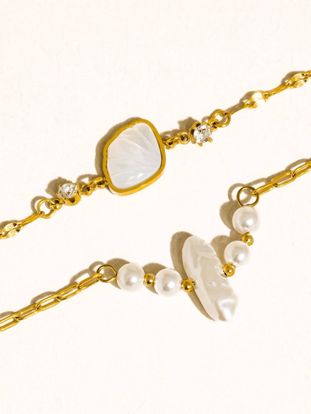 18K Gold Non-Tarnish Pearl Chain Bracelet: Yellow Gold / Lexa Long Pearl