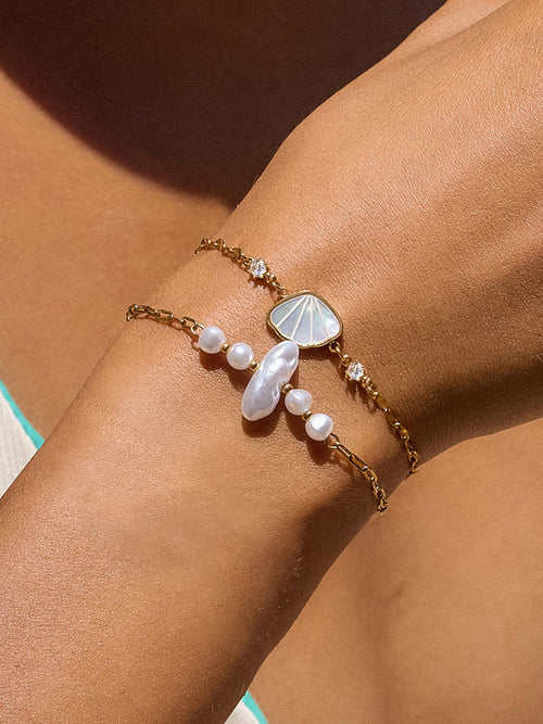 18K Gold Non-Tarnish Pearl Chain Bracelet: Yellow Gold / Lexa Long Pearl