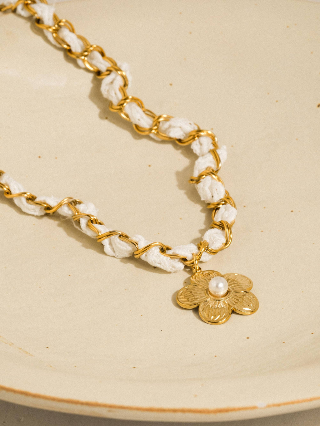 Journey 18K Gold Non-Tarnish Floral Chain Pendant Necklace: Yellow Gold