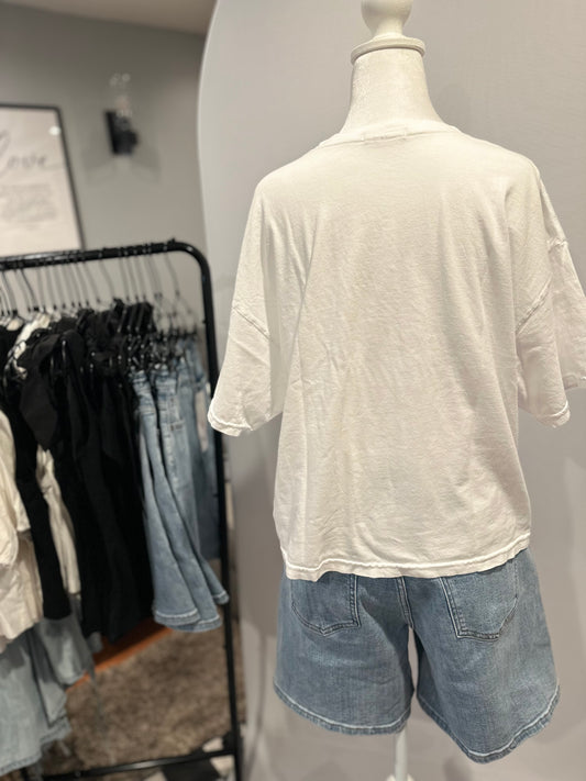 Coastal Breeze graphic tee