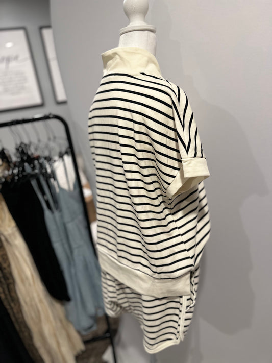Striped Jet-Setter Set!
