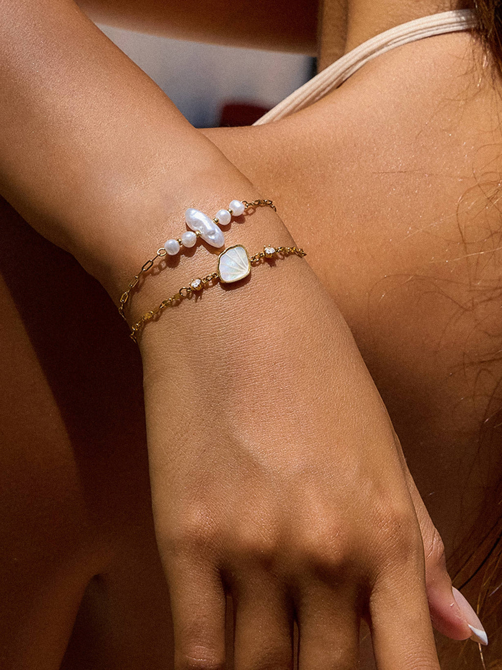 18K Gold Non-Tarnish Pearl Chain Bracelet: Yellow Gold / Lexa Long Pearl