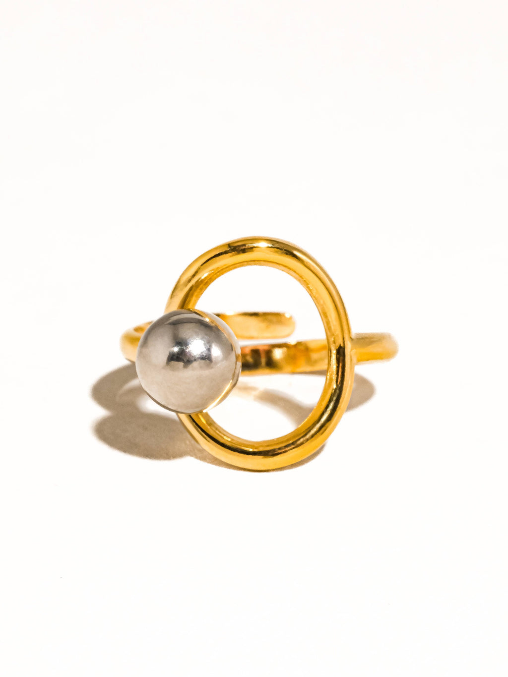 Sibylle 18K Gold Non-Tarnish Two Tone Round Ring: Multi-Colored